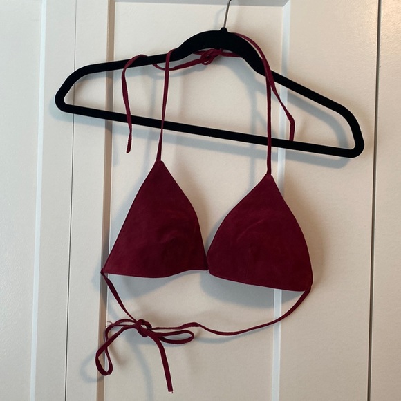 ✨ANY 2 FOR 15 ANY 3 FOR 20✨ Forever21 Suede Bikini Top - Picture 1 of 9